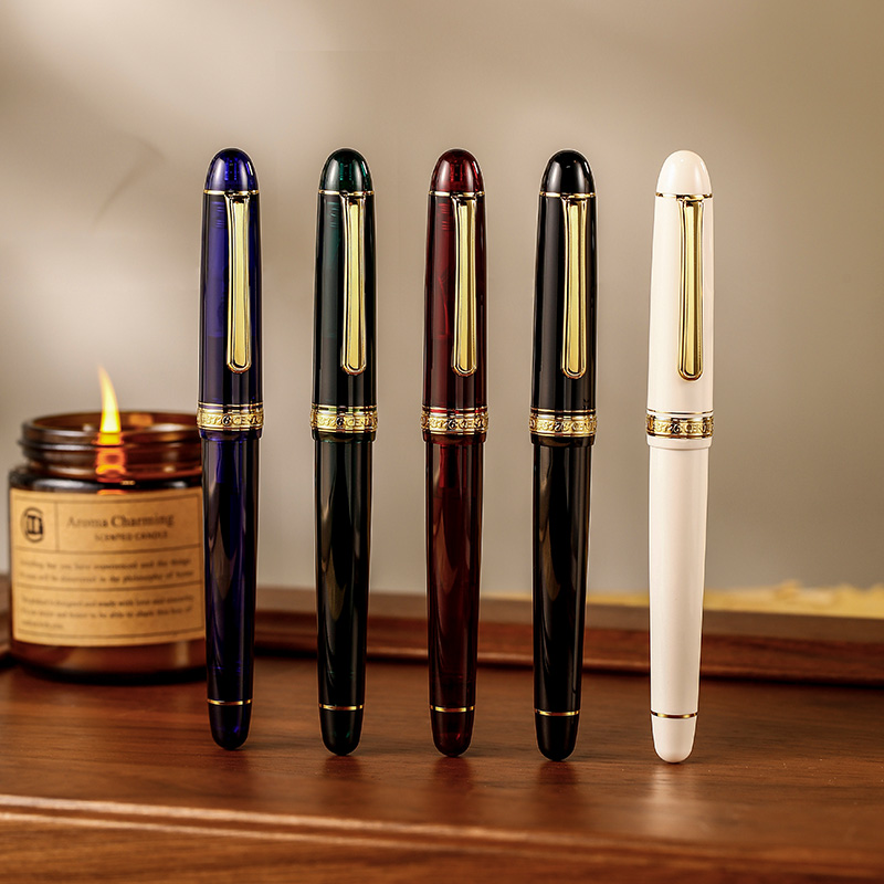 ปากกาหมึกซึมแพลตตินั่ม 3776 เซ - Gold 6138 บทวิจารณ์และราคา